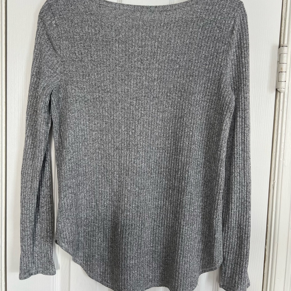 Grey Ribbed Old Navy Sweater